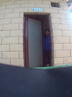 【厕所偷拍】双机位厕拍看起来都很开心